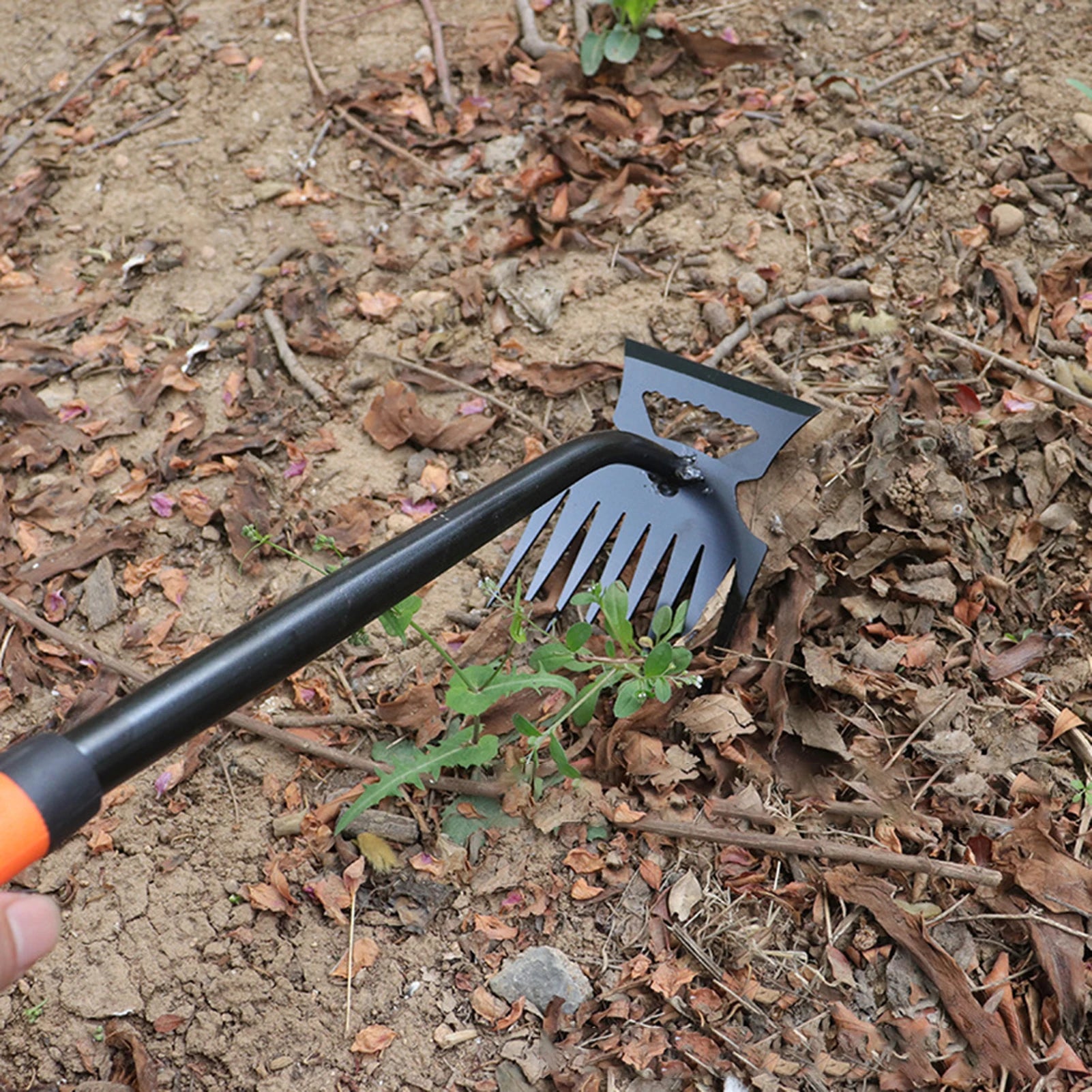 2-in-1 Garden Hoe & Rake